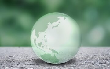 国際